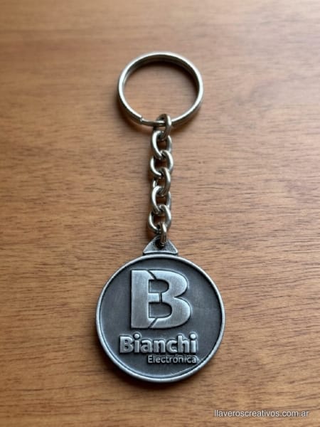 Llaveros plateados Bianchi Electrónica